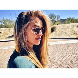 Meet your Posher, Melissa